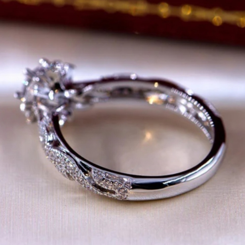 Ring - Picture 2 of 4